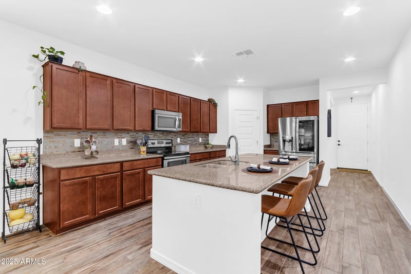 174 Bernie Ln, Gilbert, AZ 85295
