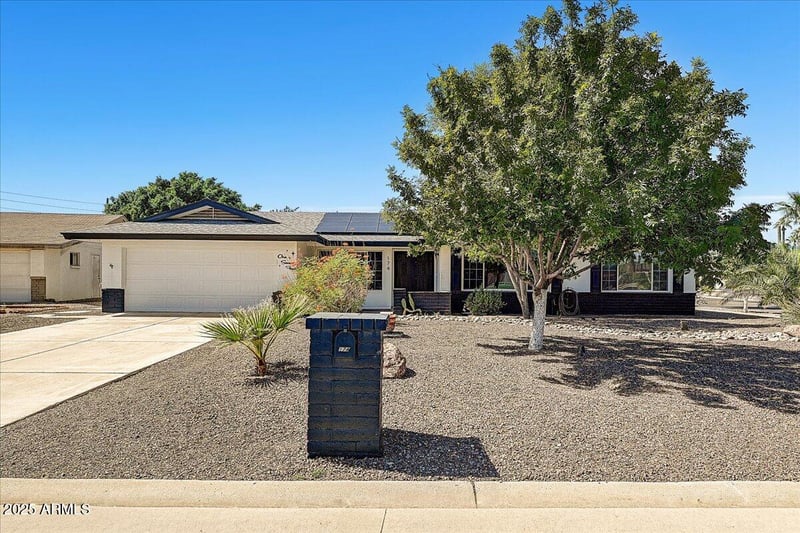 174 Sagebrush Cir, Litchfield Park, AZ 85340