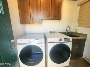 174 Elm St, Phoenix, AZ 85013