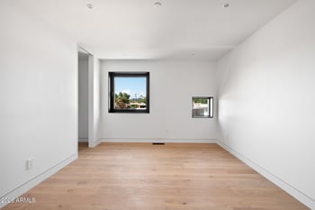 1740 Ocotillo Rd #4, Phoenix, AZ 85016