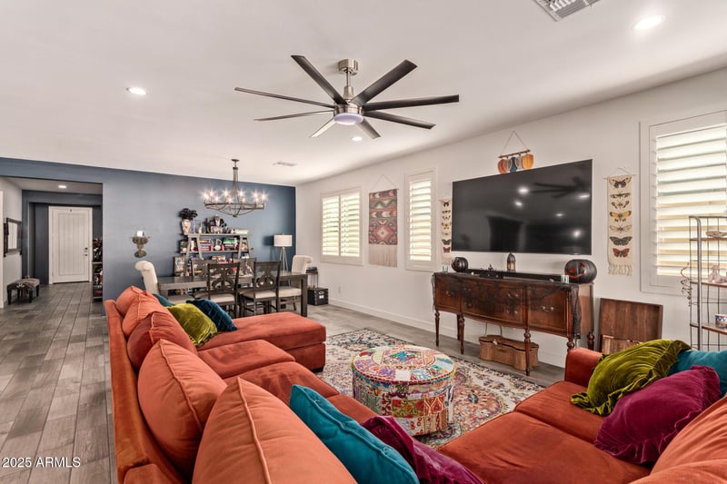 17400 Auburn St, Surprise, AZ 85388