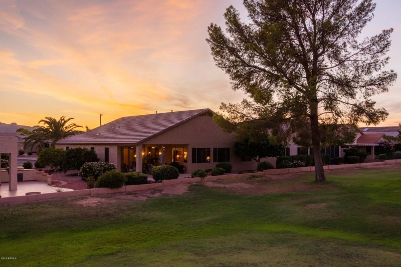 17401 N White Tank Vi, Surprise, AZ 85374