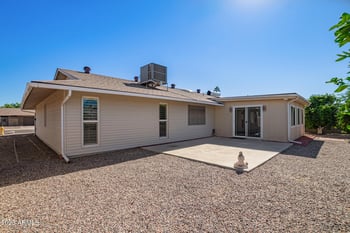 17402 Lindgren Ave, Sun City, AZ 85373