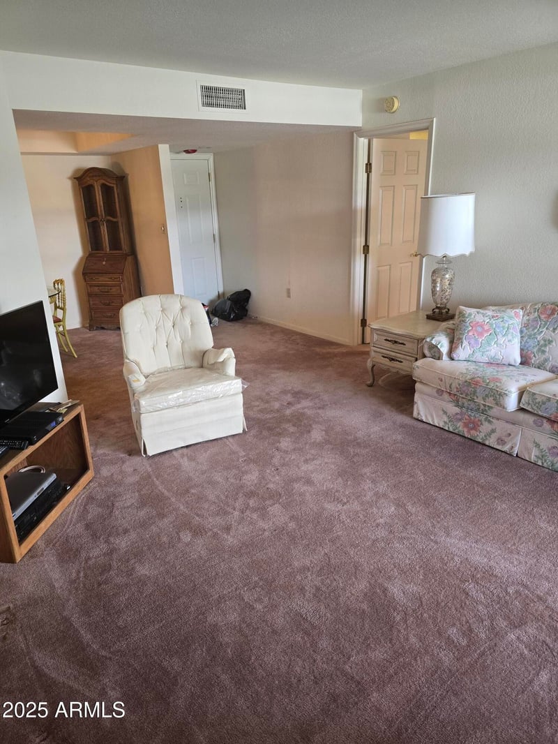 17404 99th Ave #214, Sun City, AZ 85373
