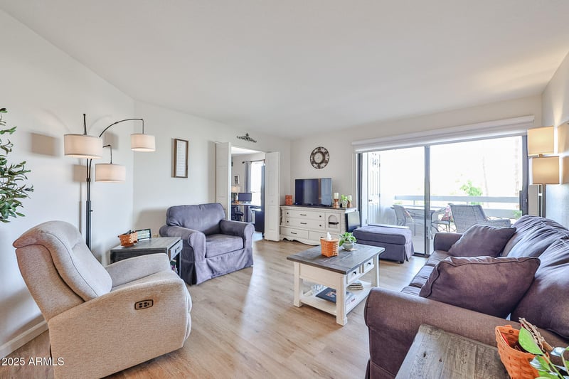 17404 99th Ave #310, Sun City, AZ 85373