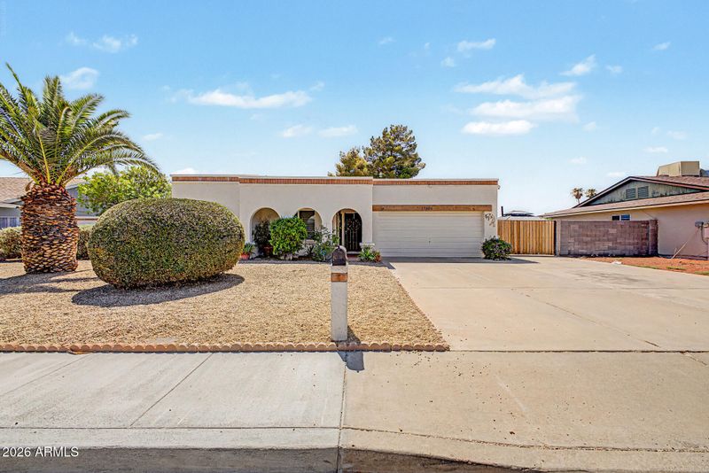 17404 N 37th Ave, Glendale, AZ 85308