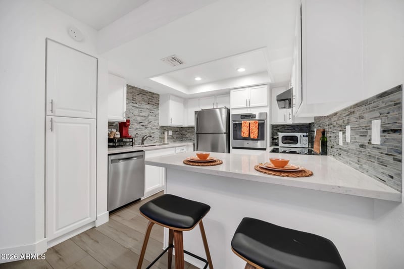17404 N 99th Ave #102, Sun City, AZ 85373
