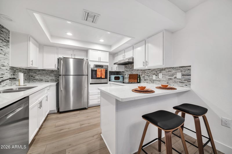 17404 N 99th Ave #102, Sun City, AZ 85373