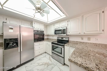 17404 N 99th Ave #114, Sun City, AZ 85373