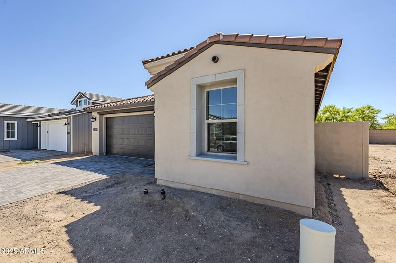 17405 Carlisle Dr, Surprise, AZ 85388