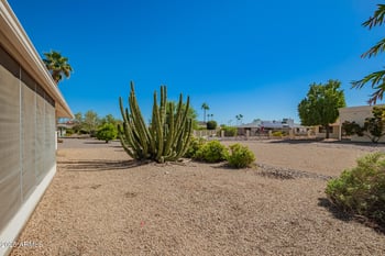 17405 Conquistador Dr, Sun City West, AZ 85375