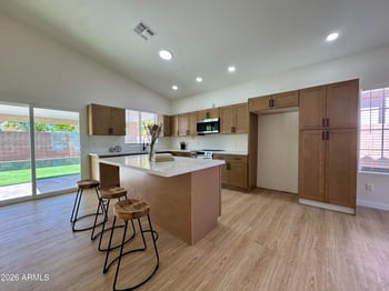 17406 22nd St, Phoenix, AZ 85022