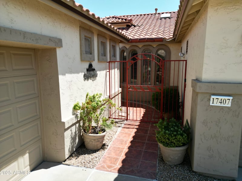 17407 Goldwater Dr, Surprise, AZ 85374