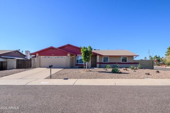 17408 42nd Ln, Glendale, AZ 85308