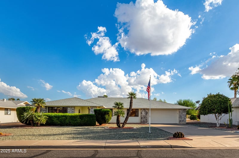 17409 Conquistador Dr, Sun City West, AZ 85375