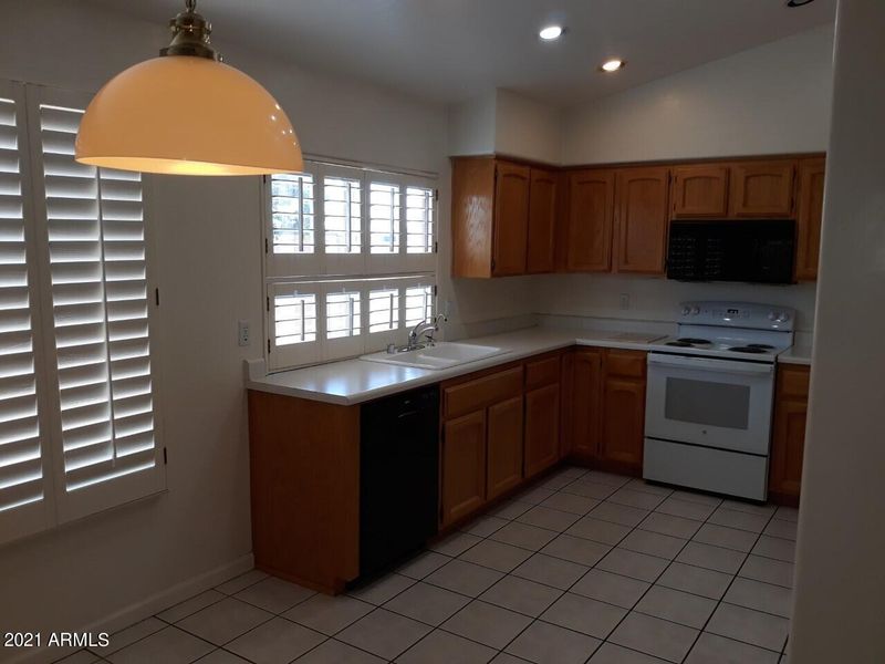 17409 N 20th St, Phoenix, AZ 85022