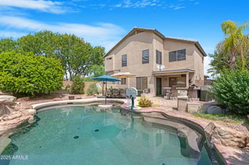 1741 Carla Vista Dr, Gilbert, AZ 85295