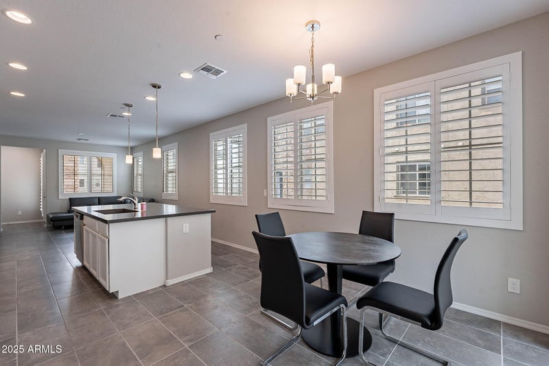 1741 Chelsea Ln, Gilbert, AZ 85295