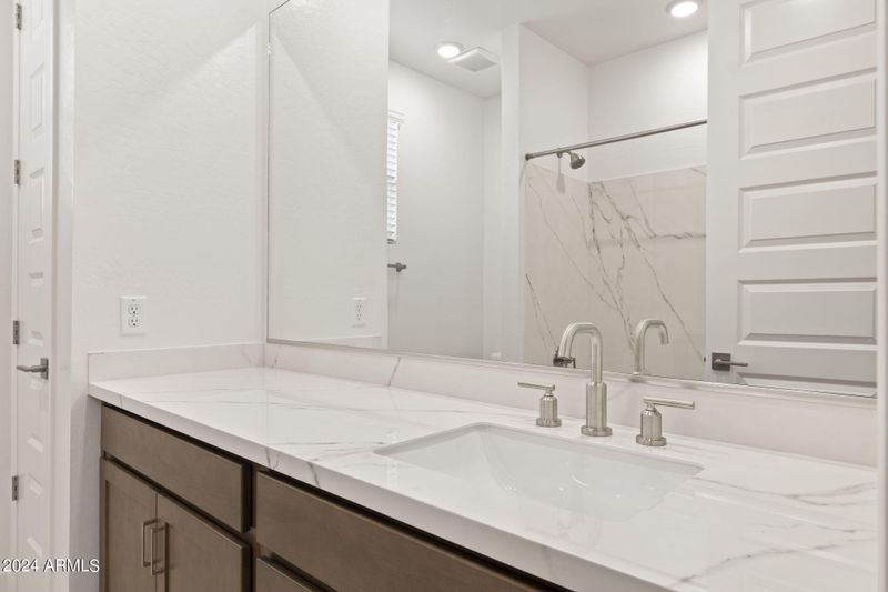1741 E Questa Dr, Phoenix, AZ 85024
