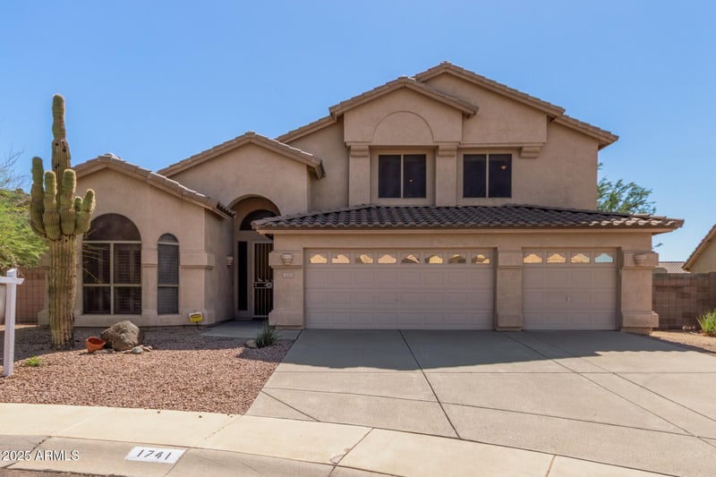 1741 Ross Ave, Phoenix, AZ 85024