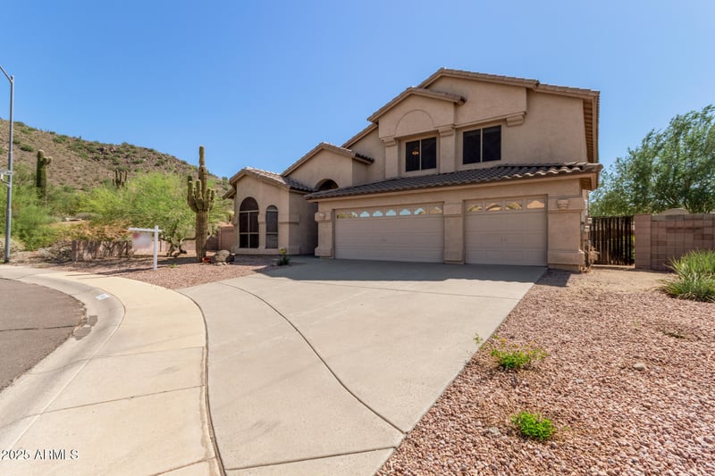1741 Ross Ave, Phoenix, AZ 85024