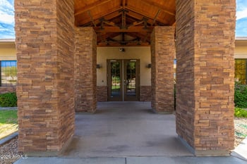 1741 W Thunderhill Dr, Phoenix, AZ 85045