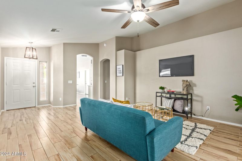 17410 N 2nd Ave, Phoenix, AZ 85023
