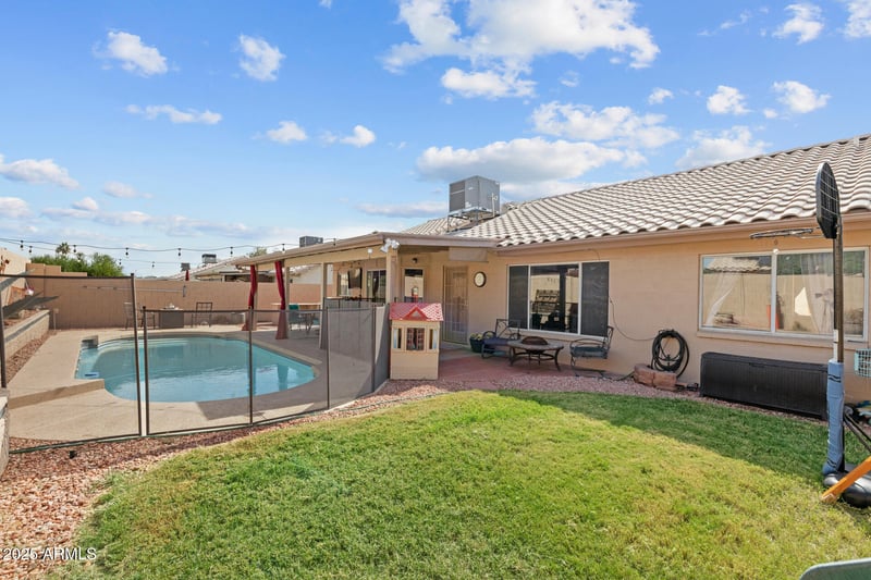17411 85th Dr, Peoria, AZ 85382
