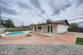 17412 58th Ln, Glendale, AZ 85308