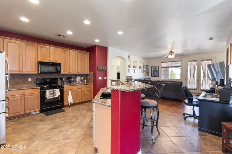 17412 Bajada Rd, Surprise, AZ 85387