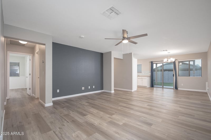 17416 Ventura St, Surprise, AZ 85388