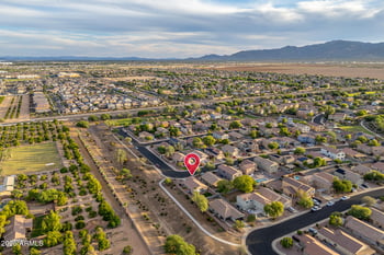 17416 Ventura St, Surprise, AZ 85388