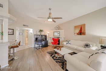 17417 105th Ave, Sun City, AZ 85373