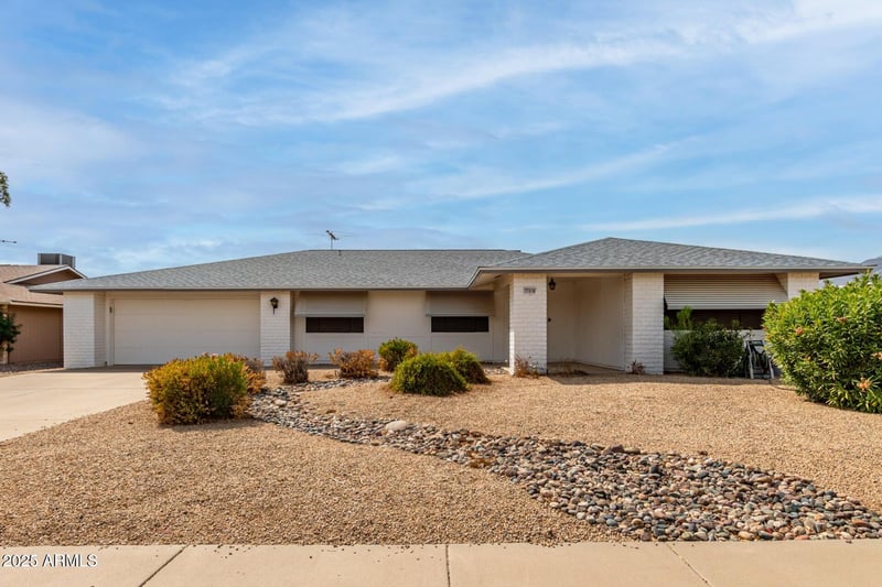 17418 123rd Dr, Sun City West, AZ 85375