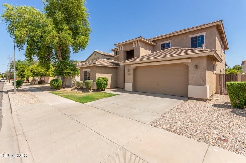17419 Elaine Dr, Goodyear, AZ 85338