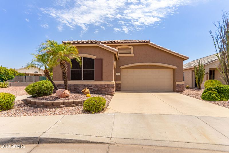 17419 N Thornberry Dr, Surprise, AZ 85374