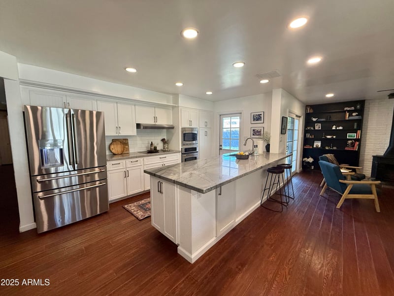 1742 Butler Dr, Phoenix, AZ 85021