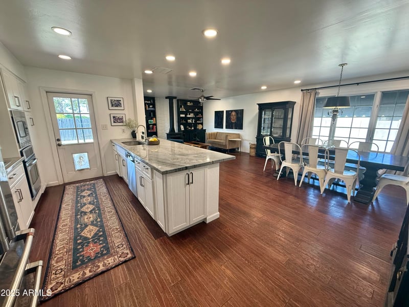 1742 Butler Dr, Phoenix, AZ 85021