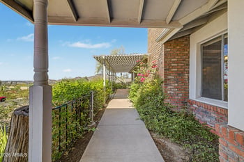 1742 Mountain View Rd, Phoenix, AZ 85020