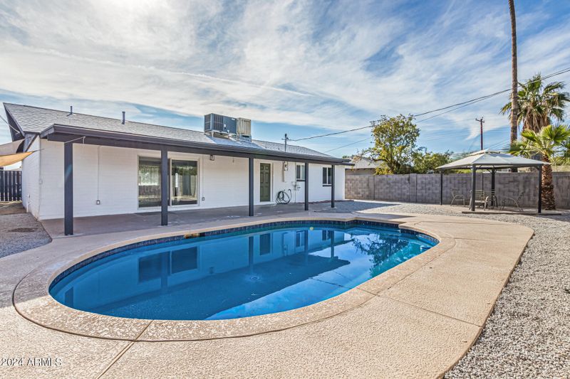 1742 W Eva St, Phoenix, AZ 85021