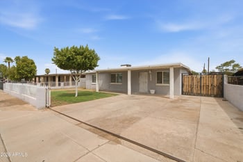 1742 W Roeser Rd, Phoenix, AZ 85041