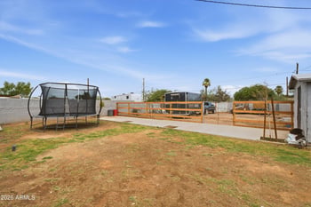 1742 W Roeser Rd, Phoenix, AZ 85041