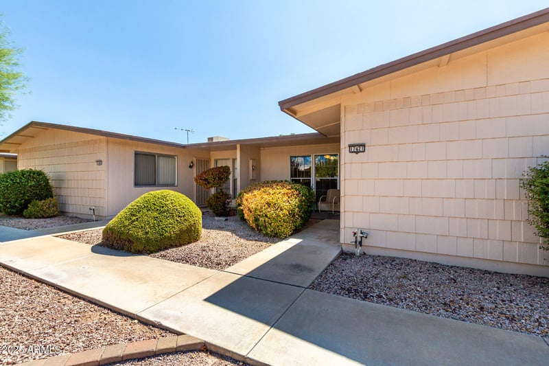 17421 Boswell Blvd, Sun City, AZ 85373