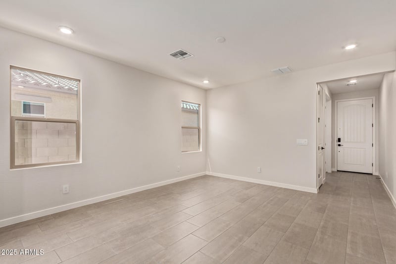 17421 Las Palmaritas Dr, Waddell, AZ 85355