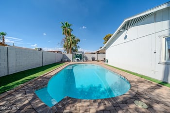 17424 56th Ave, Glendale, AZ 85308