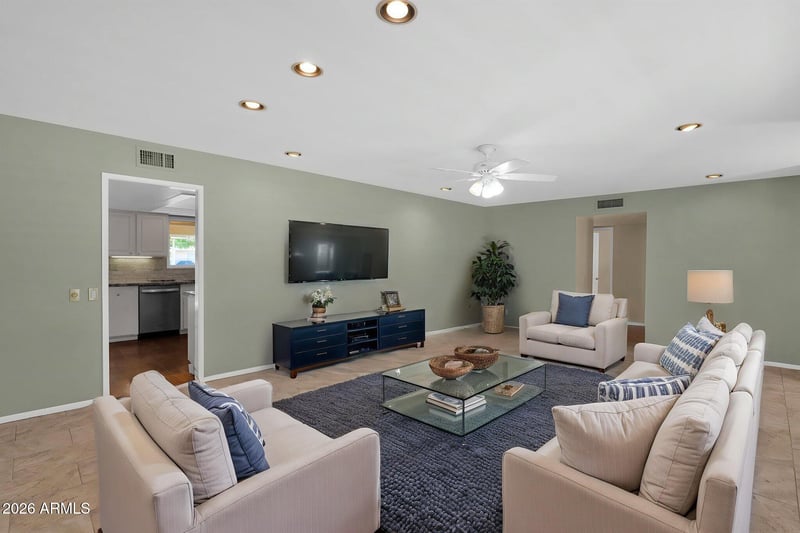 17424 N Lindgren Ave, Sun City, AZ 85373