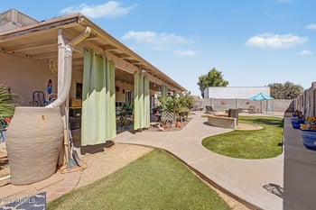 17425 55th Ln, Glendale, AZ 85308