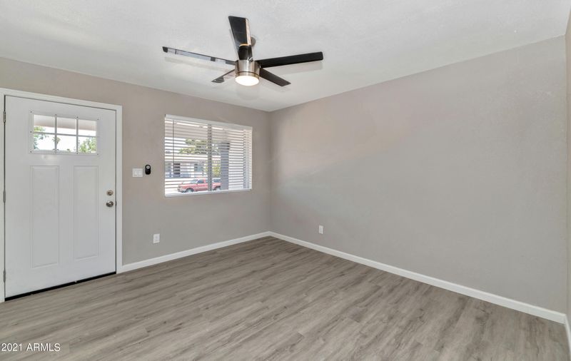 17425 N 8th Ave, Phoenix, AZ 85023