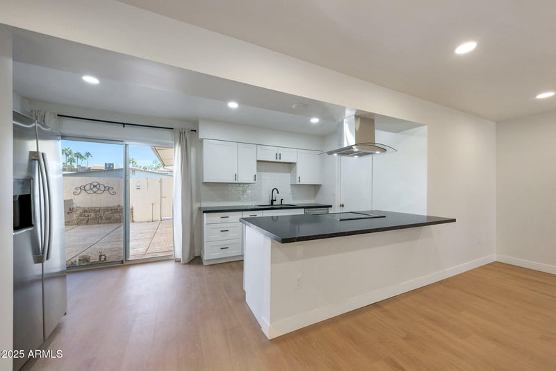 17426 102nd Dr, Sun City, AZ 85373