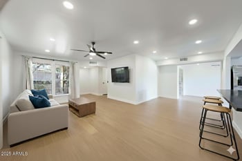 17426 102nd Dr, Sun City, AZ 85373